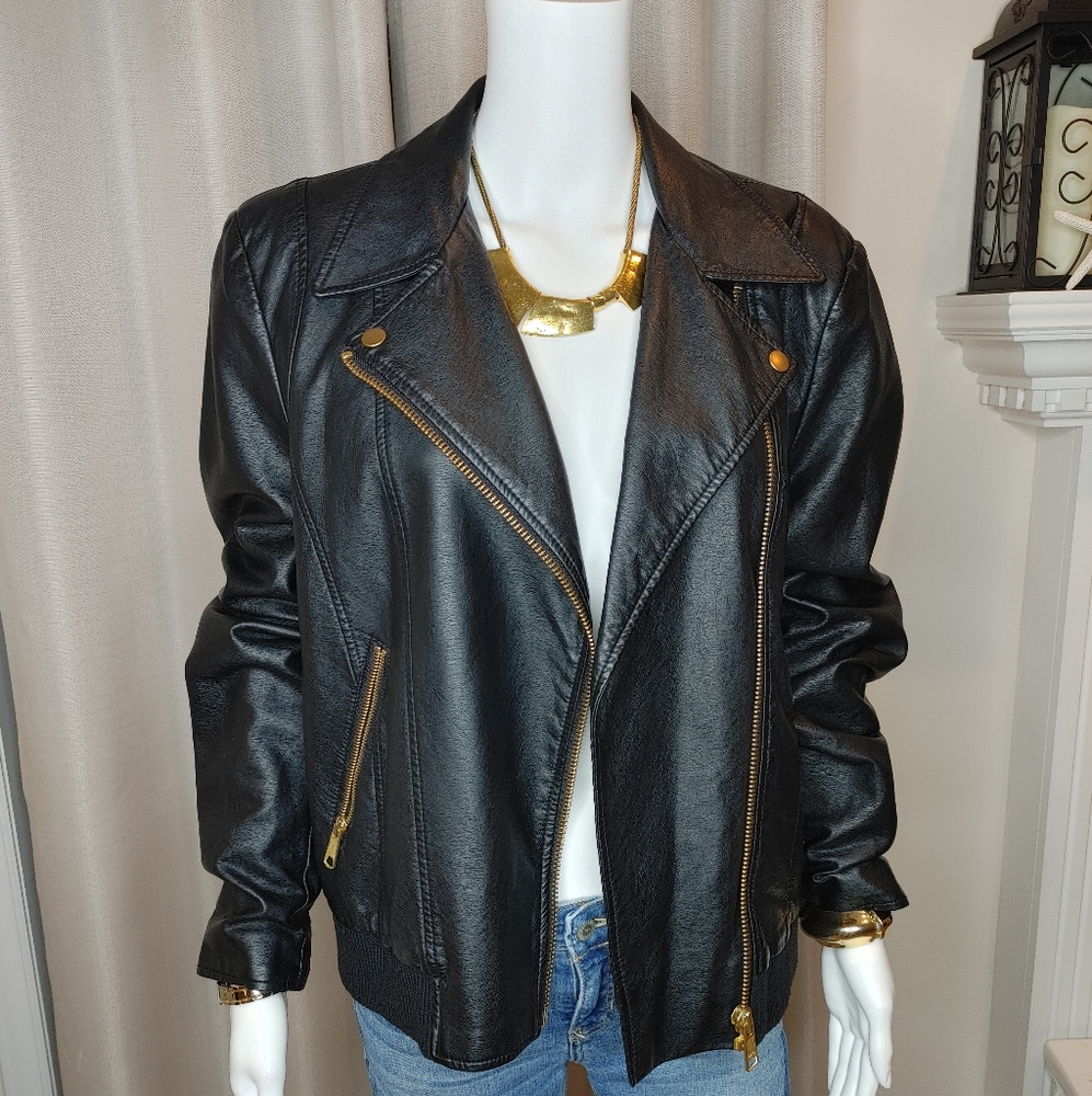 Black Faux Leather Moto Jacket - Women - Picture 5 of 14